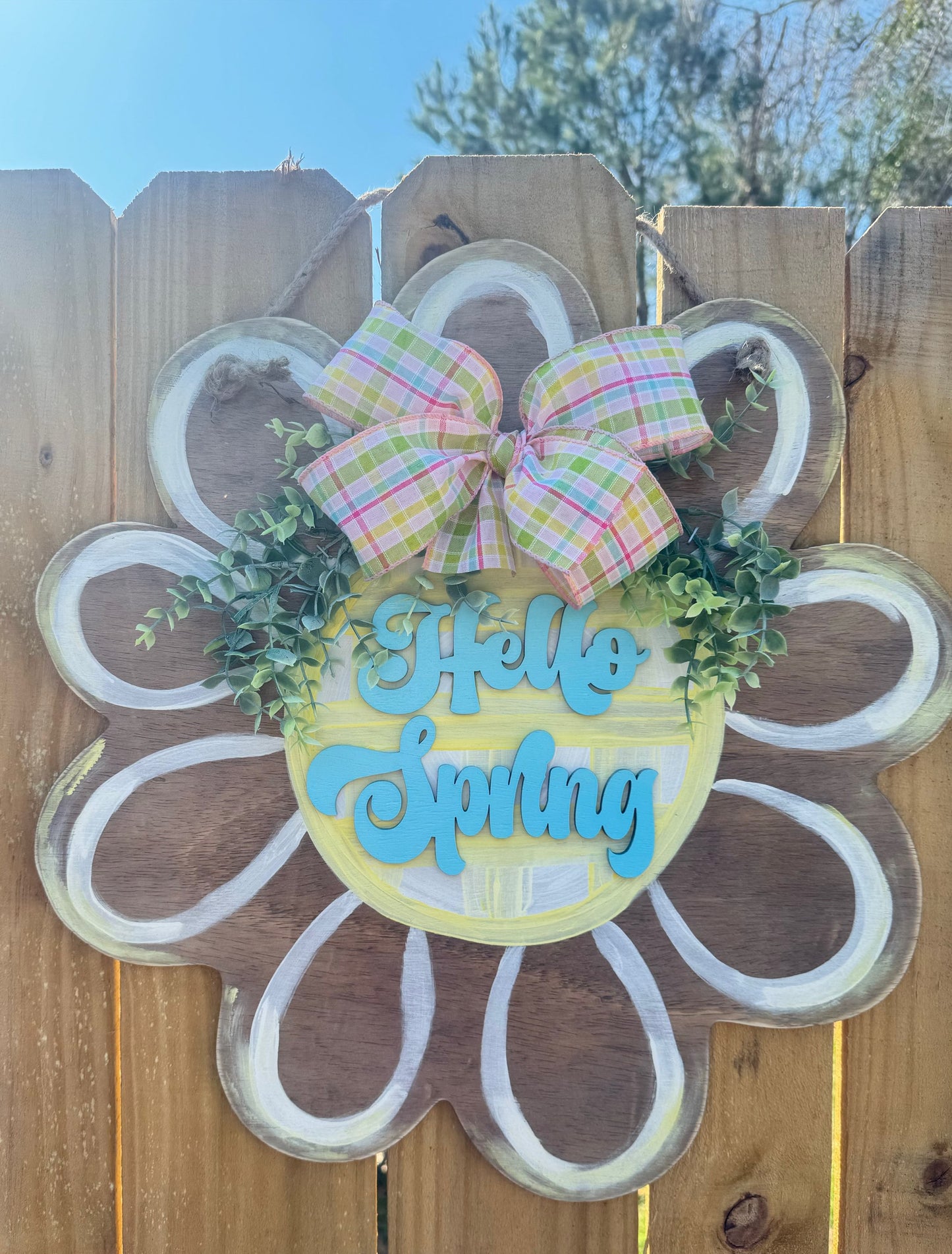 Hello spring- Daisy image 0